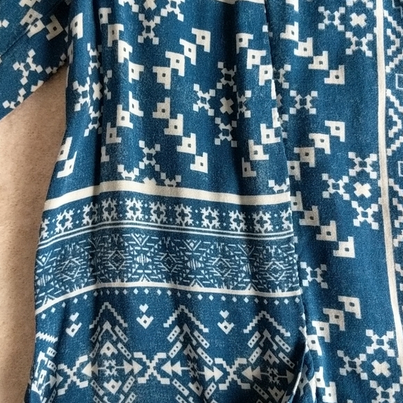 Cardigan - Picture 2 of 3